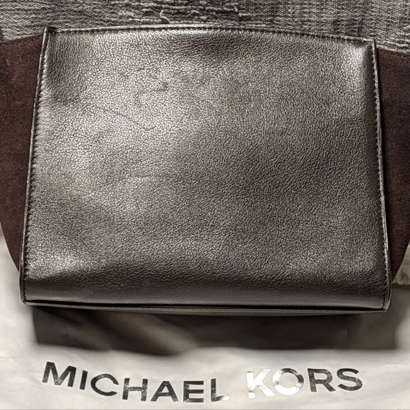 NWOT Michael Kors Sophie Haircalf ( fur ) Camouflage Camo Messenger Duffle Purse - Picture 3 of 9